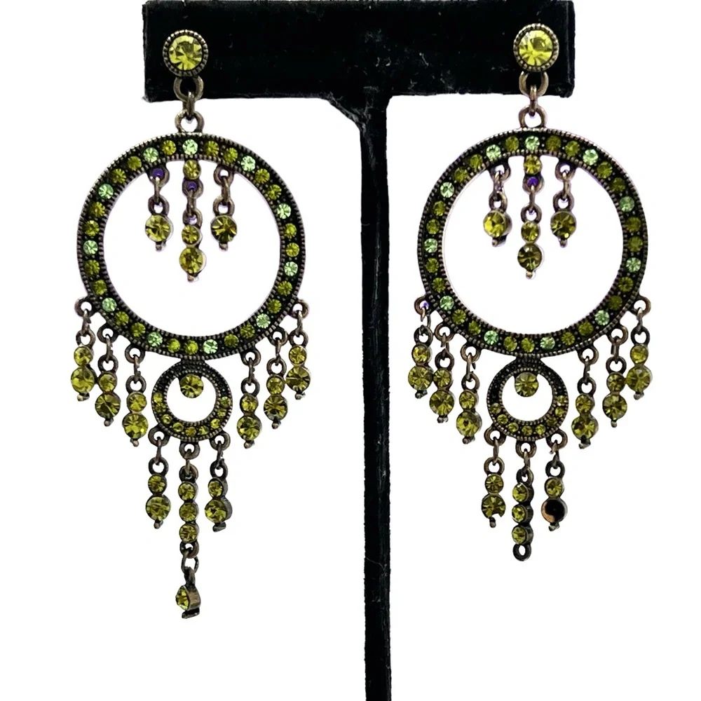 VINTAGE GREEN CRYSTAL CHANDELIER DROP EARRINGS